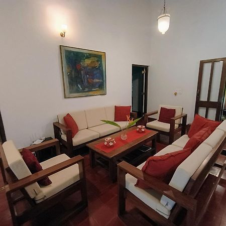 Banyan House - Luxurious 4 Bedroom Villa On One Acre, Near The Beach 纳加奥恩 外观 照片
