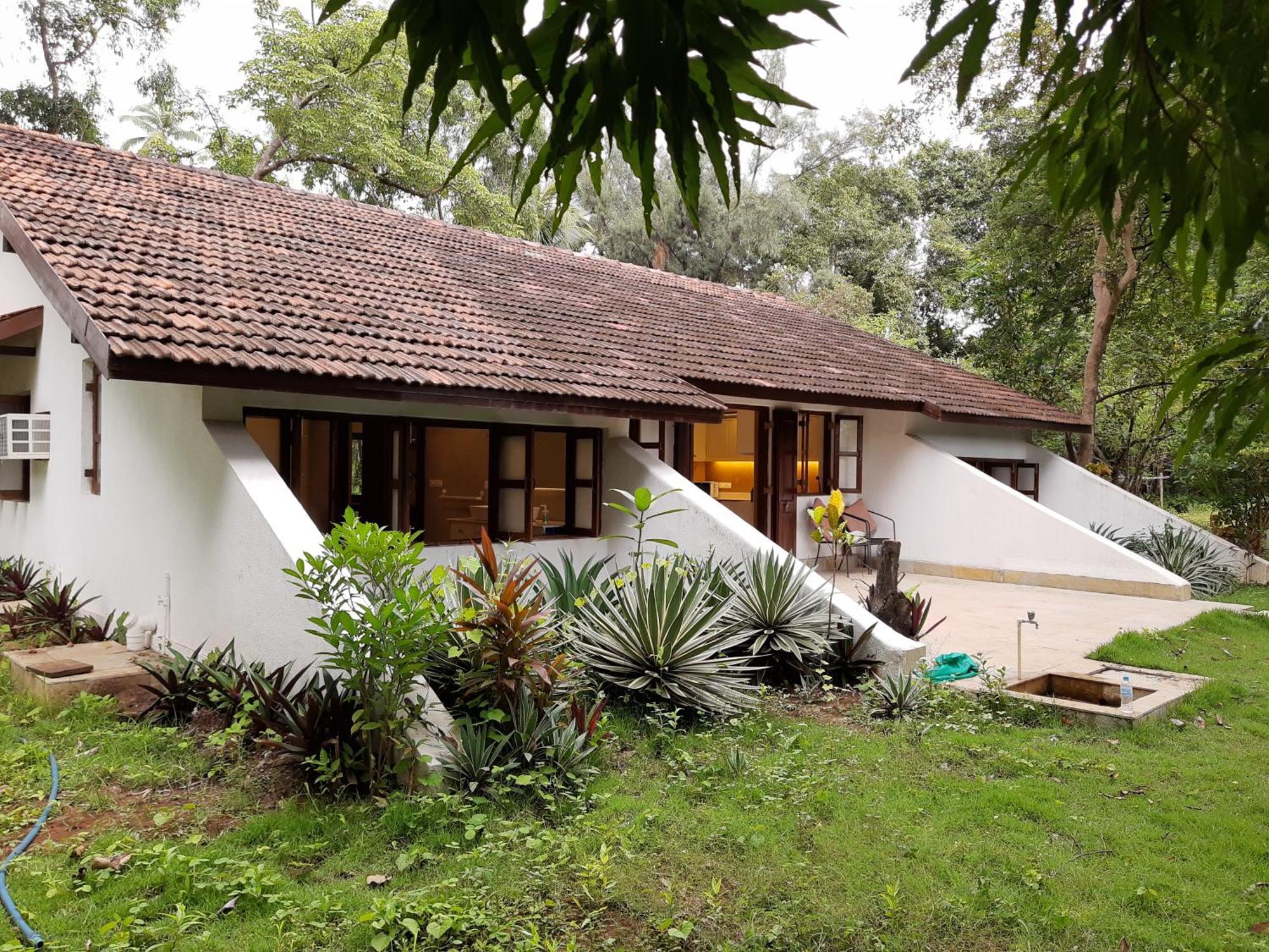 Banyan House - Luxurious 4 Bedroom Villa On One Acre, Near The Beach 纳加奥恩 外观 照片
