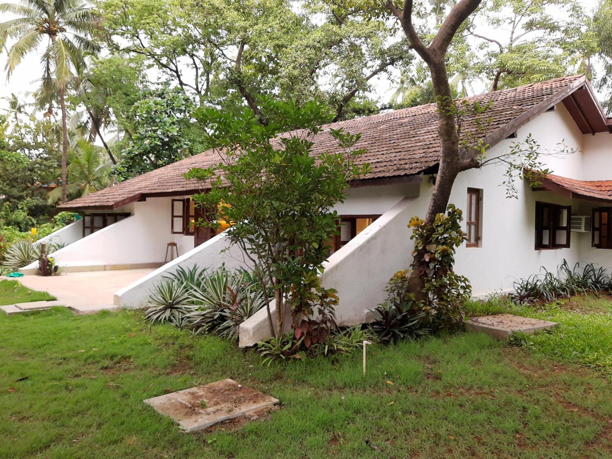 Banyan House - Luxurious 4 Bedroom Villa On One Acre, Near The Beach 纳加奥恩 外观 照片