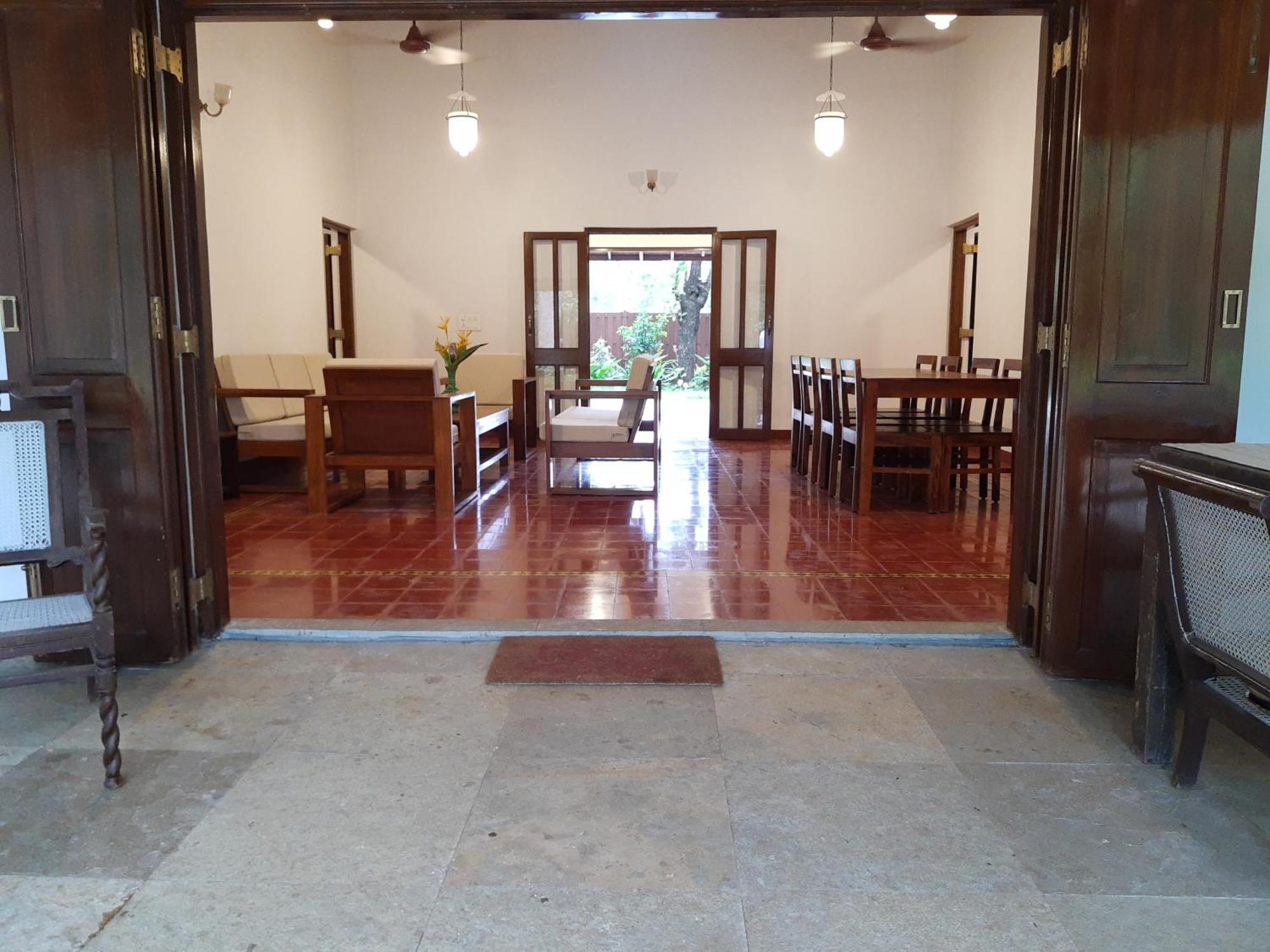 Banyan House - Luxurious 4 Bedroom Villa On One Acre, Near The Beach 纳加奥恩 外观 照片