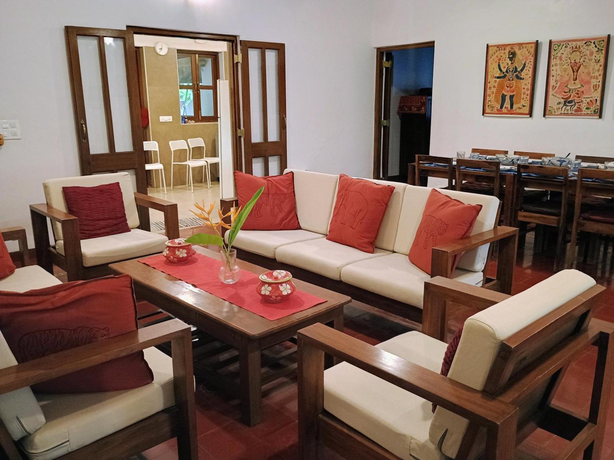 Banyan House - Luxurious 4 Bedroom Villa On One Acre, Near The Beach 纳加奥恩 外观 照片